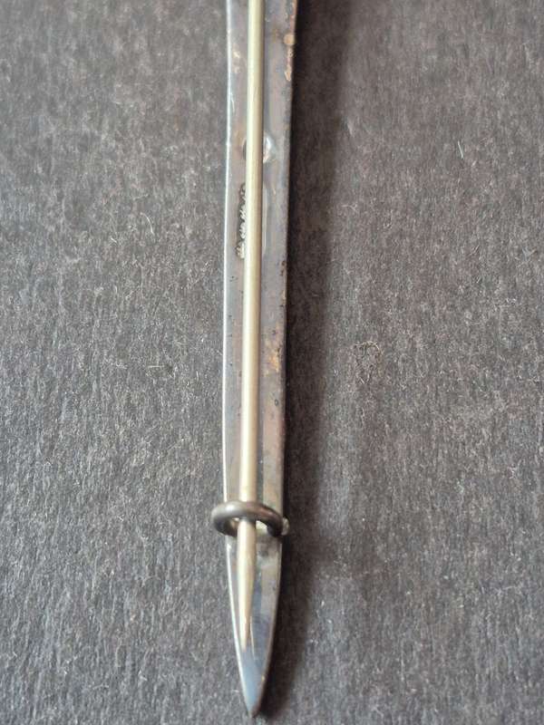 Citrine Kilt Pin Hallmark Silver total weight 8.6g Makers Mark RA