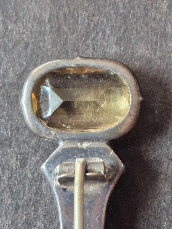 Citrine Kilt Pin Hallmark Silver total weight 8.6g Makers Mark RA