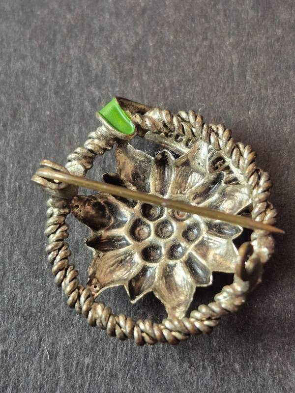 Grossglockner Travel Skiing Pin Badge Austria City Souvenir