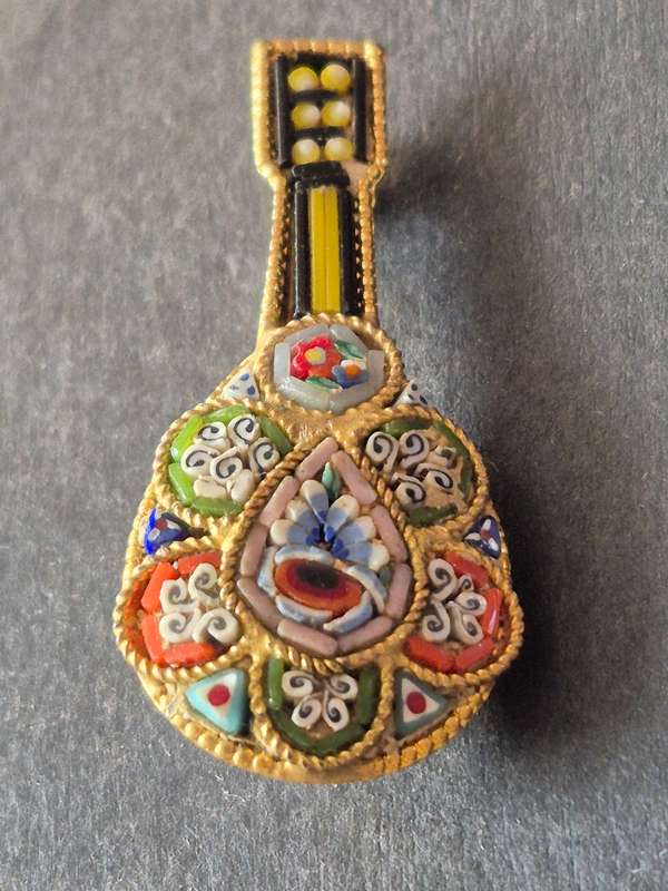 Vintage Micro Mosaic Glass Mandolin Handmade Italian Brooch Pin Millefiori Italy