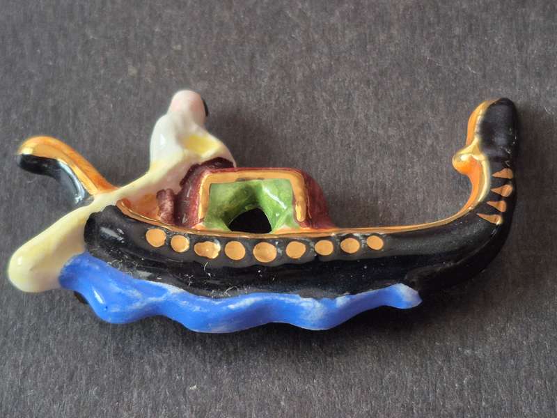 Vintage Porcelain Grondola Brooch