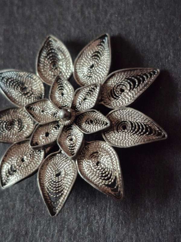 Filligree Sterling Silver Brooch 0.9g