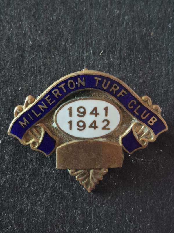 Milnerton Enamel Turf Club Badge 1941-1942 no. 243