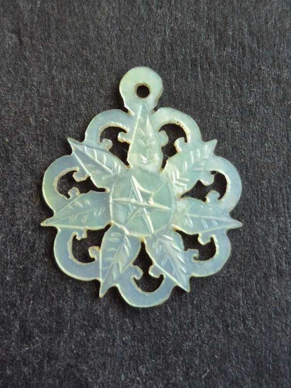 Vintage Mother of Pearl Pendant