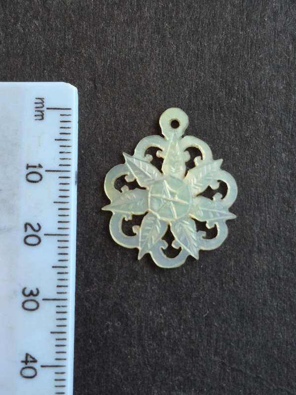 Vintage Mother of Pearl Pendant