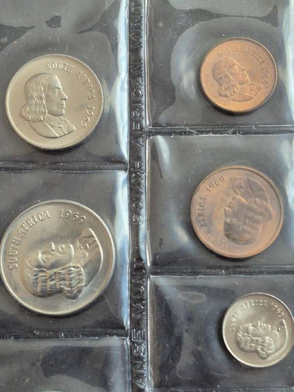 SA Mint Pack 1969 English (scarce date)