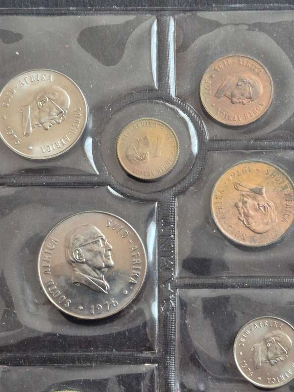 SA Mint Pack 1976 (including Silver One Rand)