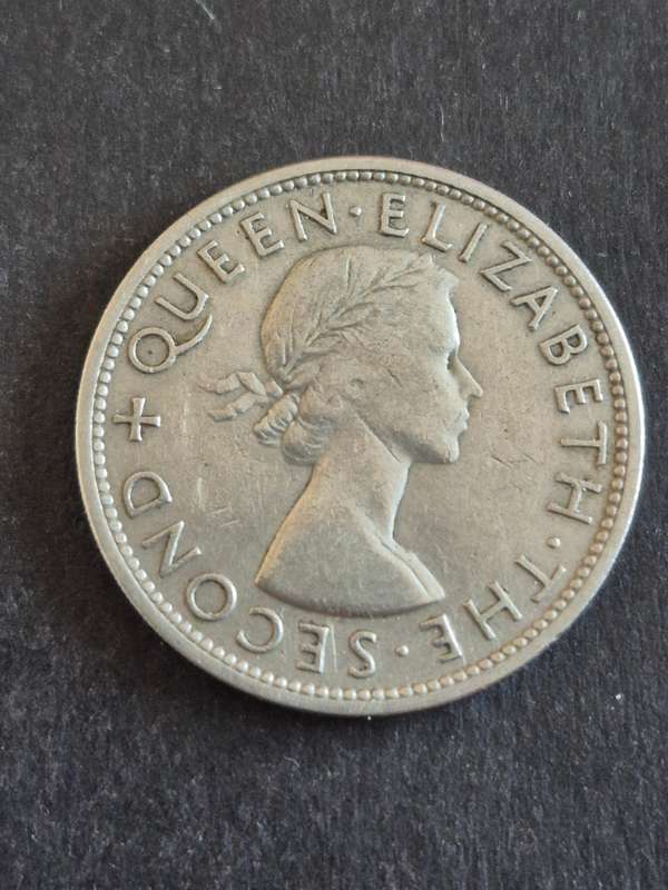 Southern Rhodesia 1/2 Crown 1954