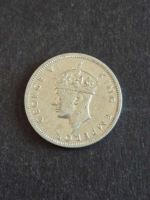 Southern Rhodesia One Shilling 1943 Silver