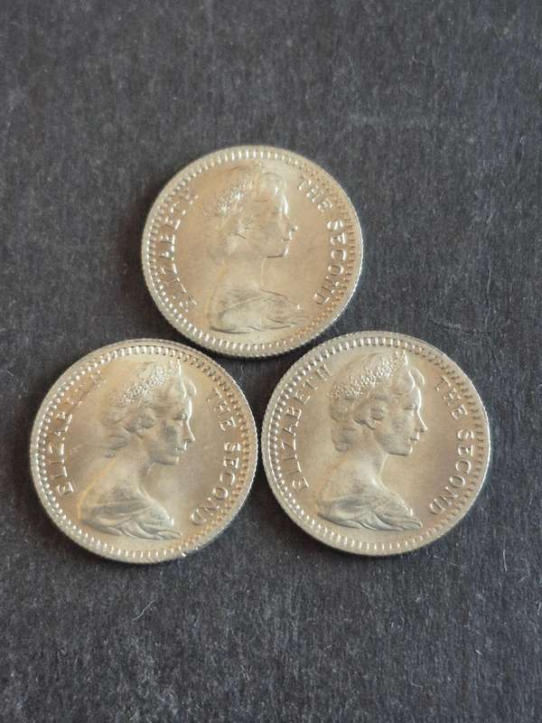 3 x Rhodesia Sixpence 1964 (excellent condition)
