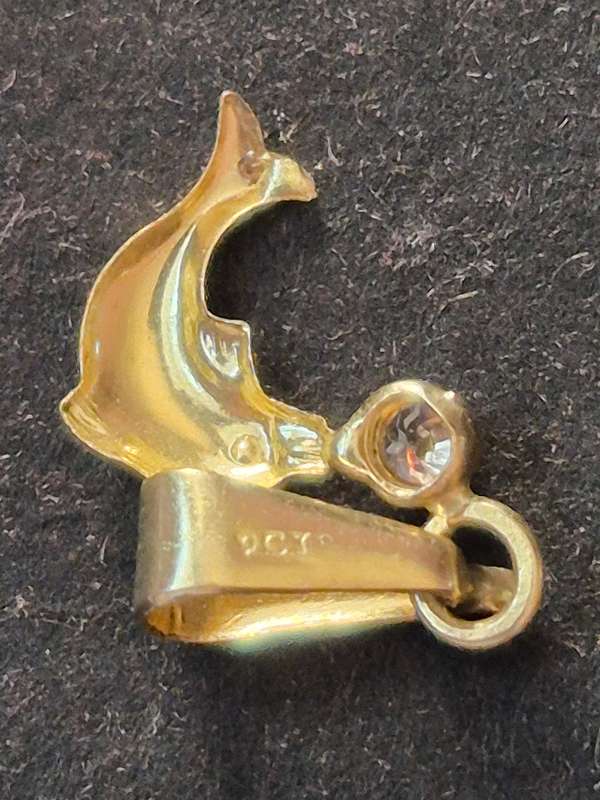 2 x 9ct Gold Dolphin Charms 0.2g