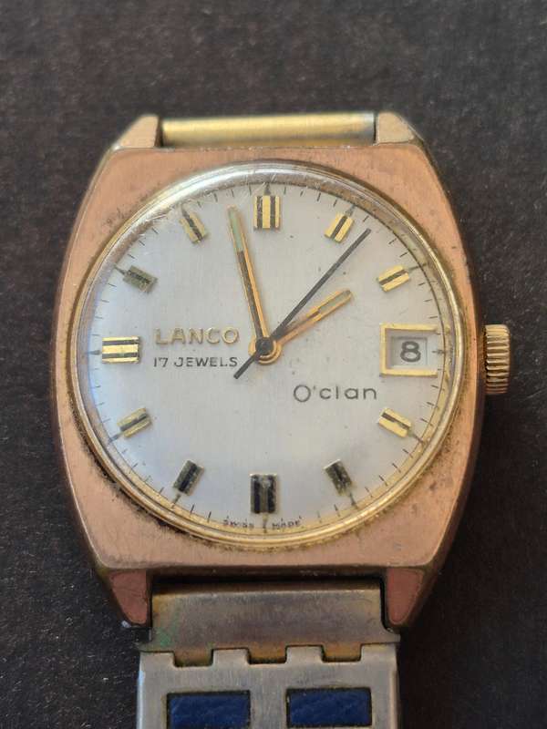 Vintage Men's Lanco 17 Jewels Day Date Mechanical Wrist Watch (runs- needs to be serviced)