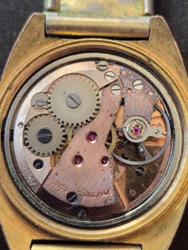 Vintage Men's Lanco 17 Jewels Day Date Mechanical Wrist Watch (runs- needs to be serviced)