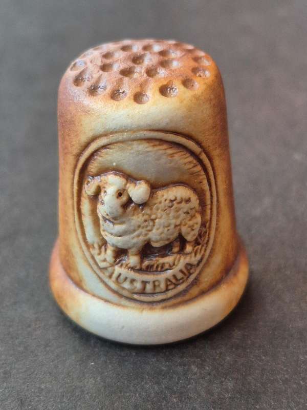 Australian Pottery Thimble