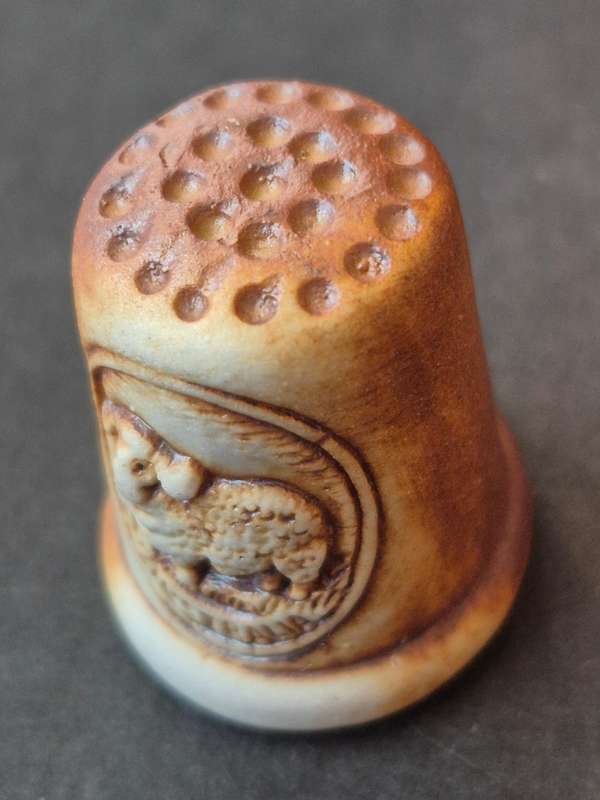 Australian Pottery Thimble