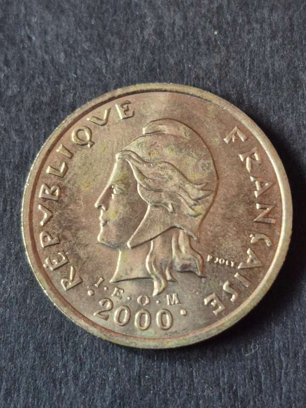French Polynesie 100 Francs Year 2000 (excellent condition)