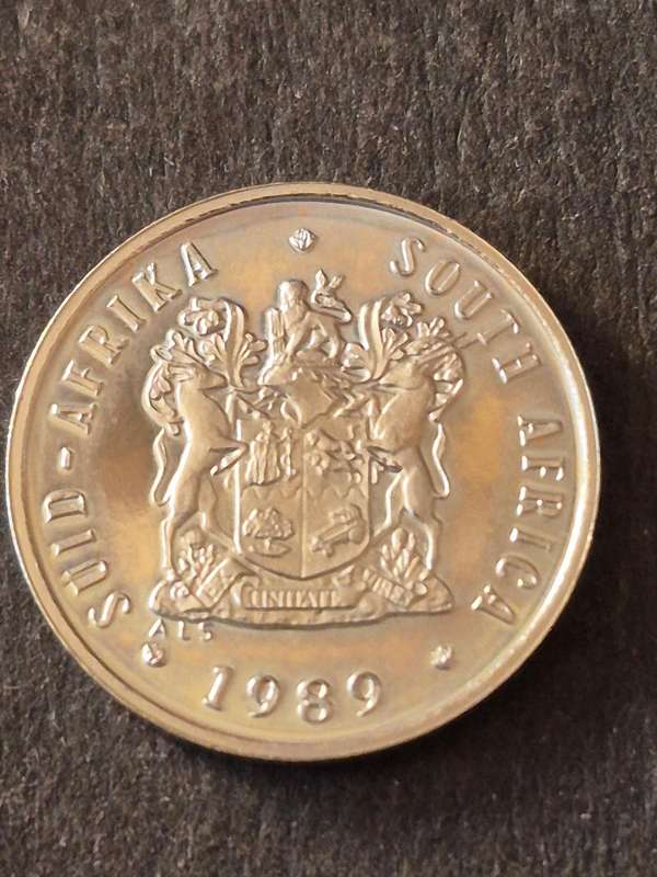 Republic 5 Cents 1989 (scarce date) excellent condition