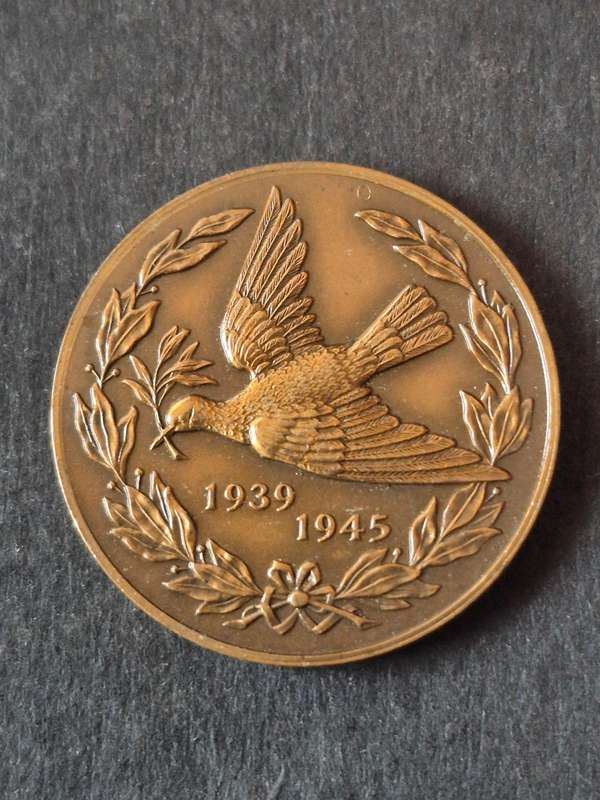 Union of SA Peace Bronze Medallion 1939-1945