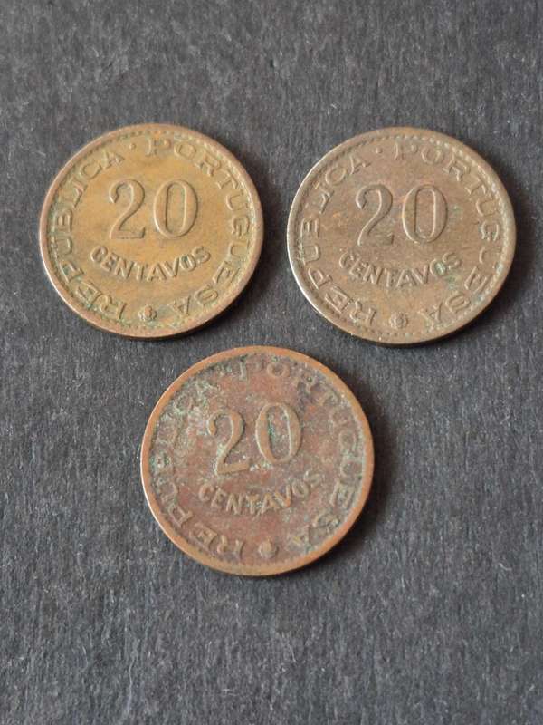 3 x Republica Portuguesa Mozambique 20 Centavos 1961