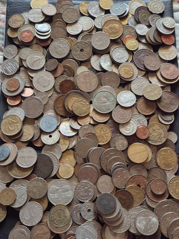 Mixed Lot of World Coins 2kg