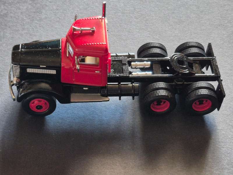 Matchbox 1939 Peterbilt Cab Truck - Birth of the Big Rigs (excellent condition)