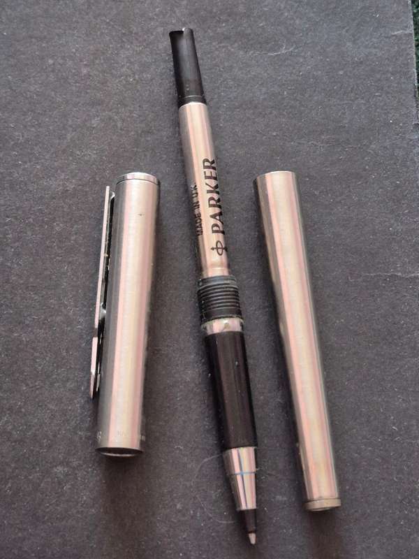 Vintage Parker Rollerball Pen made in England (needs refill)
