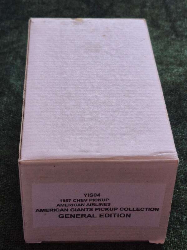 Models of Yesteryear 1:43 1957 Chev Pickup American Airlines