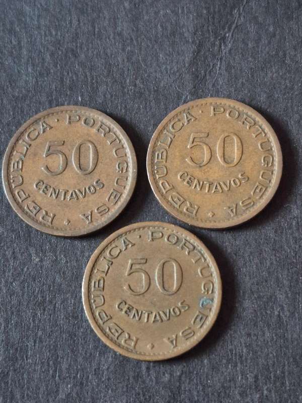3 x Republica Portuguesa Mozambique 50 Centavos 1957