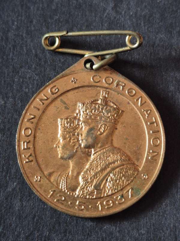 Coronation 1937 Bronze Medallion