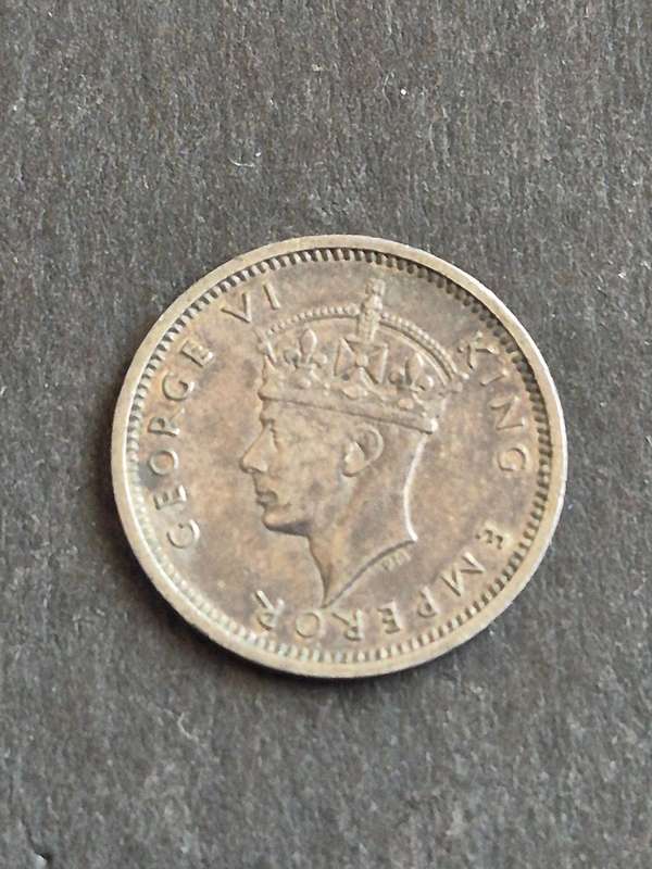 Southern Rhodesia Threepence 1940 (nice condition)
