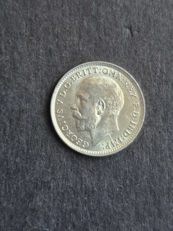 UK Threepence 1917 UNC