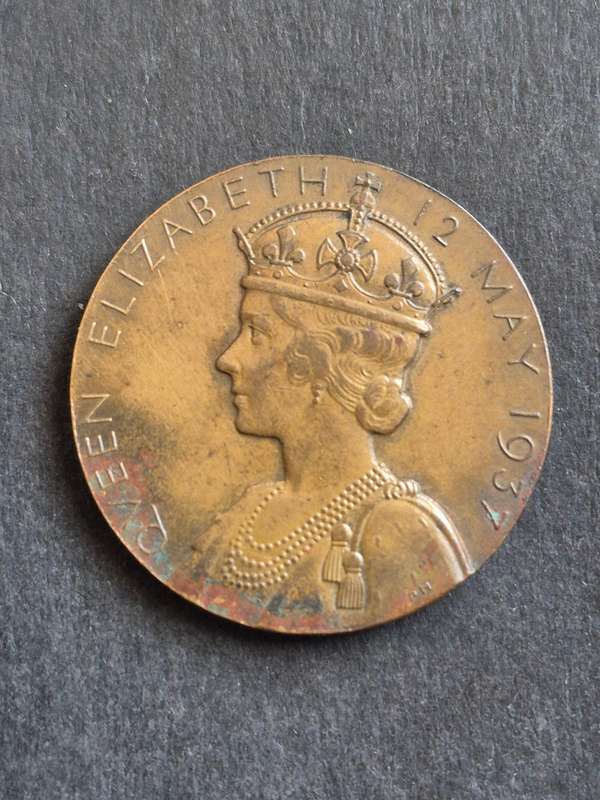 Bronze Medallion to Commemorate the Coronation of King George VI and Queen Elizabeth 12 May 1937
