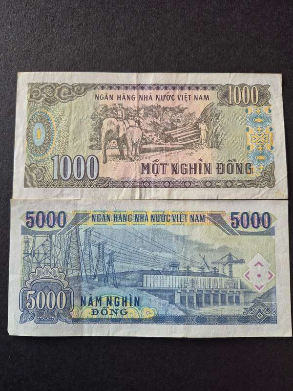2 x Vietnam 1000/5000 Dong (nice condition)