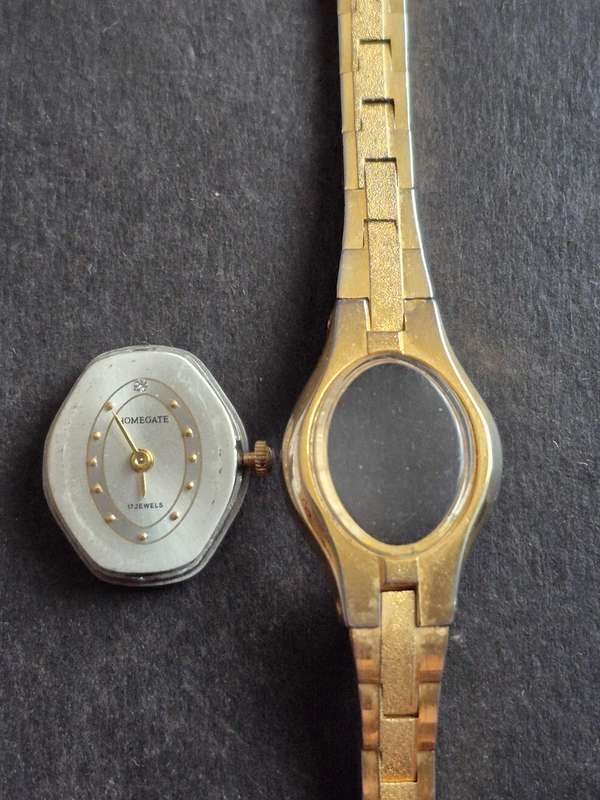 Vintage Homegate 17 Jewels Ladies Mechanical Wrist Watch-nice condition (not working)