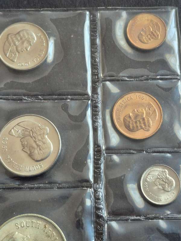 SA Mint Pack 1969 English (scarce date)