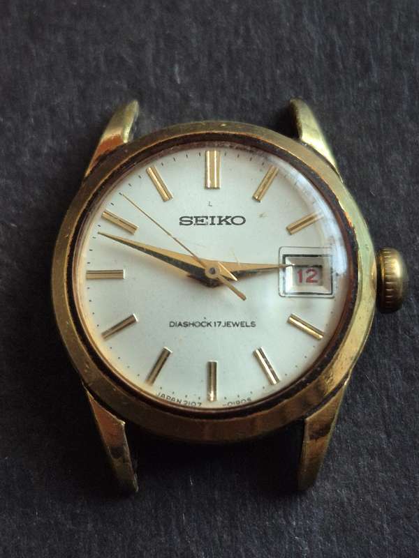 Vintage Ladies Seiko Mechanical Wrist Watch Diashock 17 Jewels (excellent condition) not working