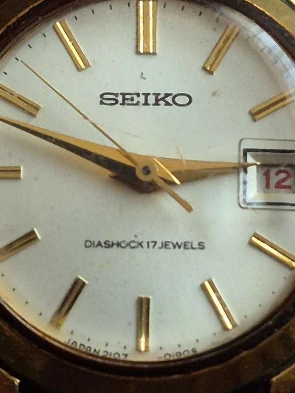 Vintage Ladies Seiko Mechanical Wrist Watch Diashock 17 Jewels (excellent condition) not working