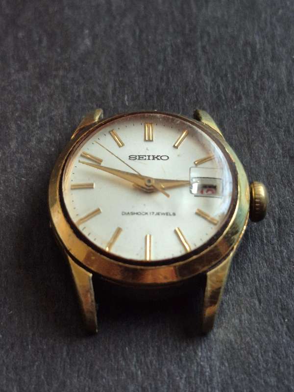 Vintage Ladies Seiko Mechanical Wrist Watch Diashock 17 Jewels (excellent condition) not working