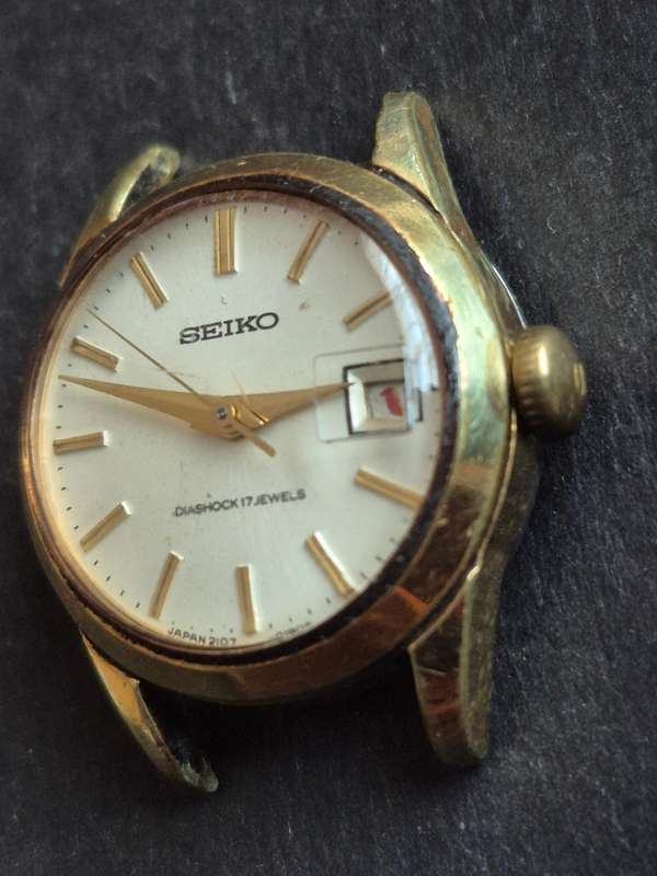 Vintage Ladies Seiko Mechanical Wrist Watch Diashock 17 Jewels (excellent condition) not working
