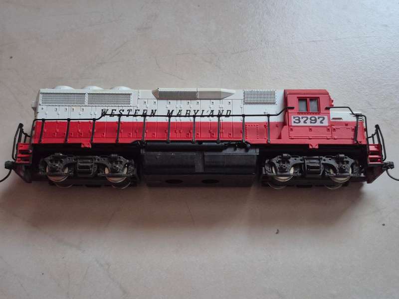 Atlas Roco 7039 WM Western Maryland GP40 HO Gauge