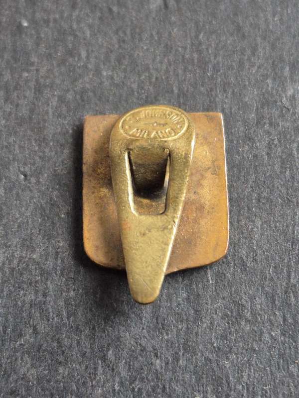 Italian Red Cross Enamel Badge (maker S Johnson)