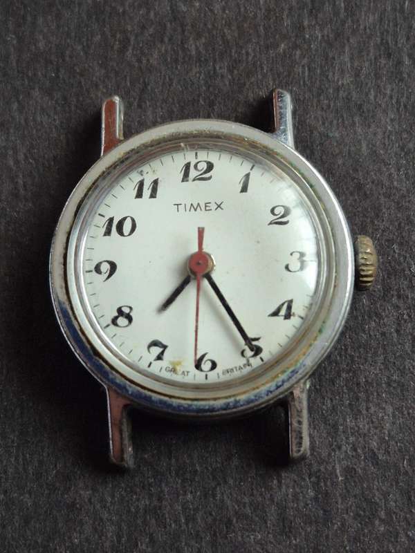 Vintage Ladies Timex Mechanical Wrist Watch Great Britain (not working)
