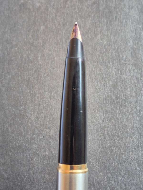 Vintage Two Toned Parker Fountain Pen (excellent condition)