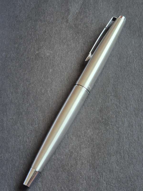 Vintage Parker Stainless Steel Fountain Pen (excellent condition)