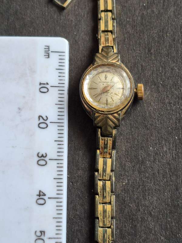 Vintage Ladies 17 Jewels Ladies Wrist Watch Hirschson Bros (not working)