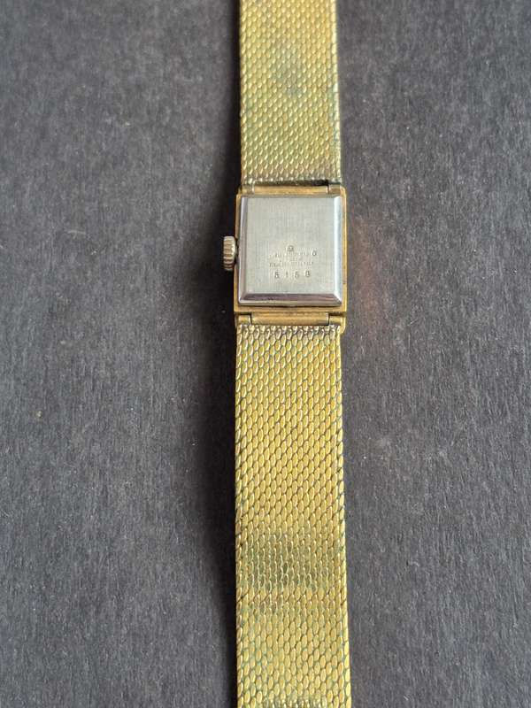 Vintage Avia 17 Jewels Incablock Ladies Wrist Watch (not working)