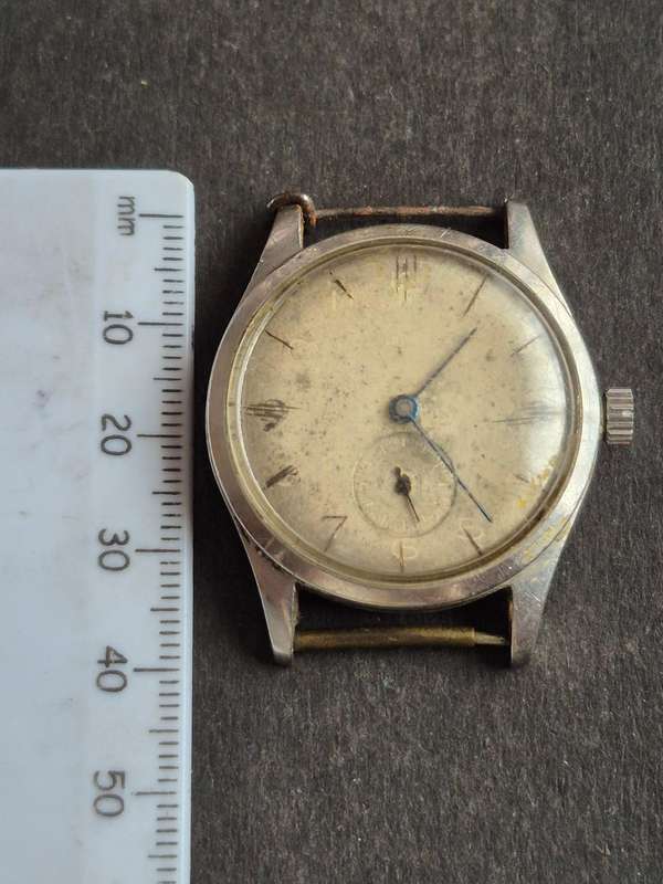 Vintage Men's Mechanical 15 Jewels Swissmade Wrist Watch (not working)