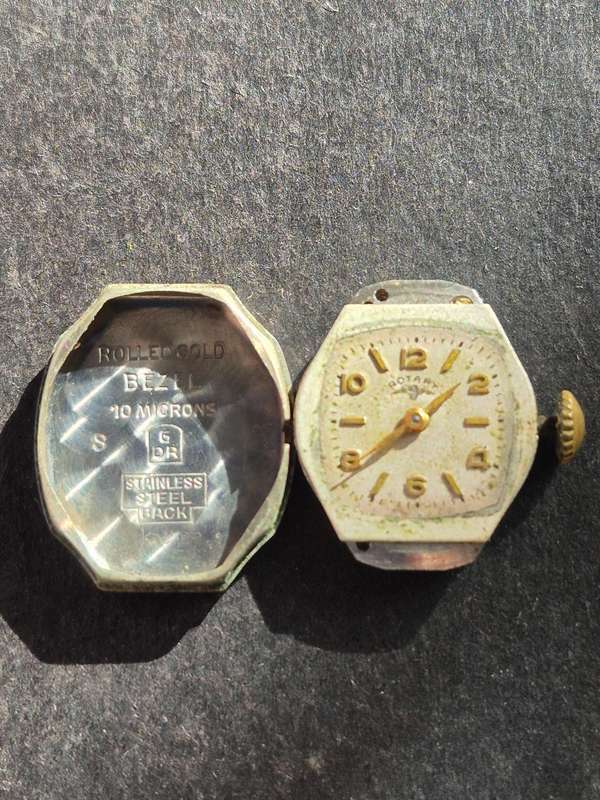 Vintage Ladies Rotary 15 Jewels Rolled Gold 10 Microns Mechanical Wrist Watch (not working)