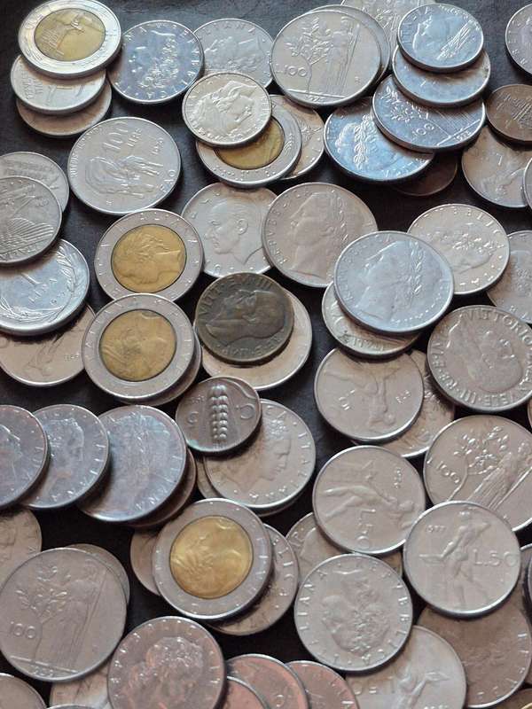 Mixed Lot of Italian Coins 1kg