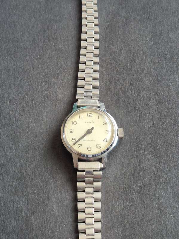 Vintage Ladies Ruhla Antimagnetic Mechanical Wrist Watch (not working)